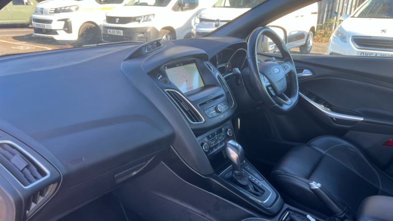 Ford Focus ST 2.0 TDCi 185 ST-3 Navigation 5dr Powershift Diesel Hatchback